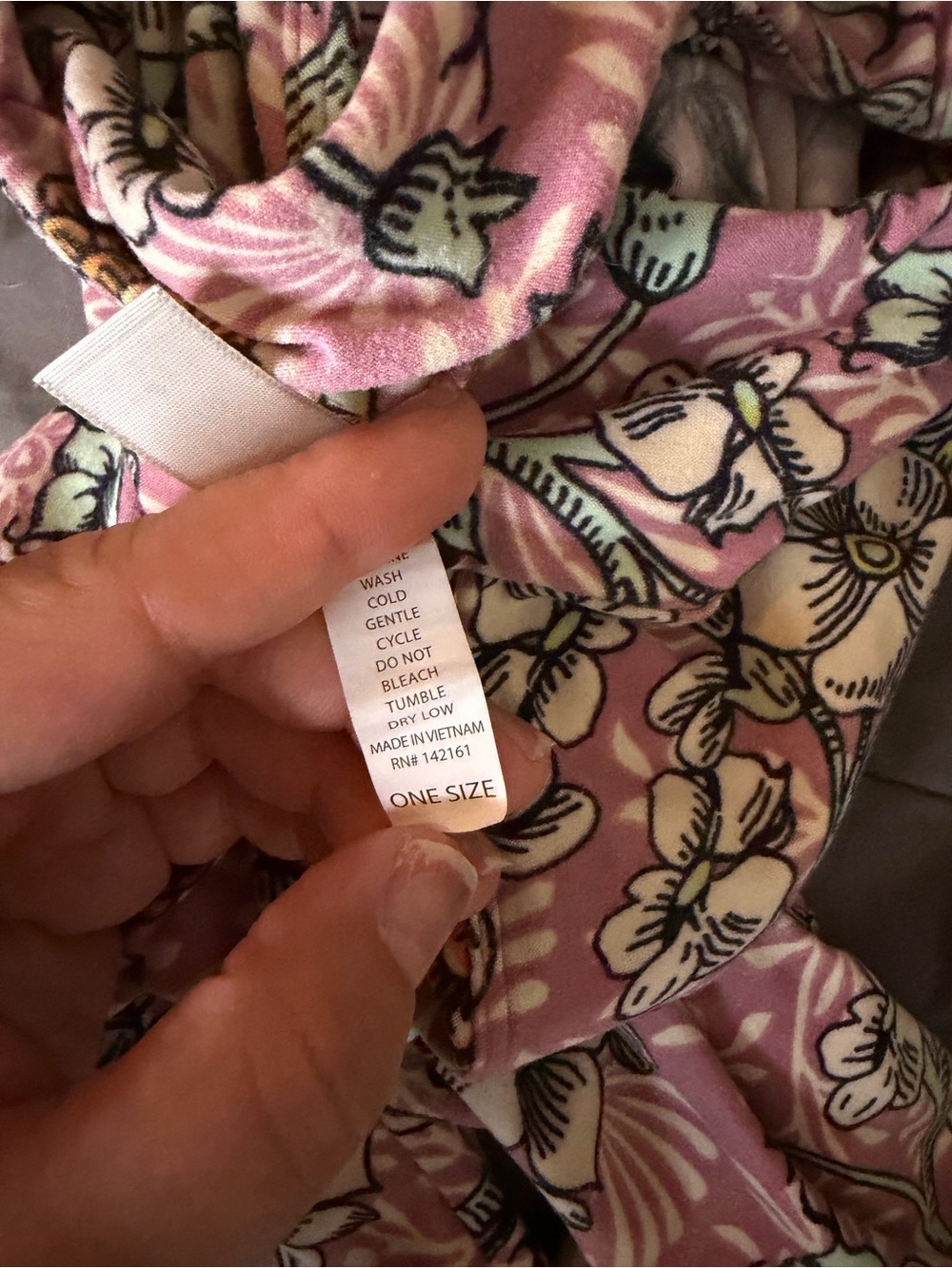 LuLaRoe Lavender Floral Leggings Pair - Picture 3 of 3